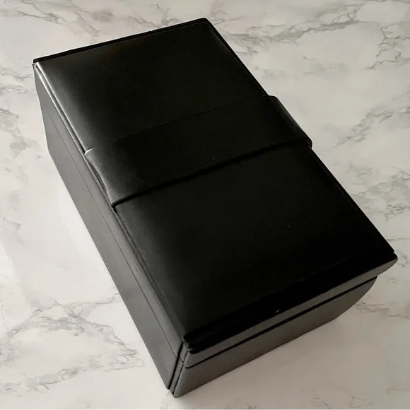 Black Leather Watch or Bracelet Valet - Picture 6 of 9